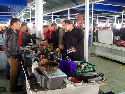 Ankara - Cebeci eski e�ya pazar�